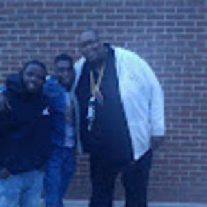 Meet your Posher, Dennis